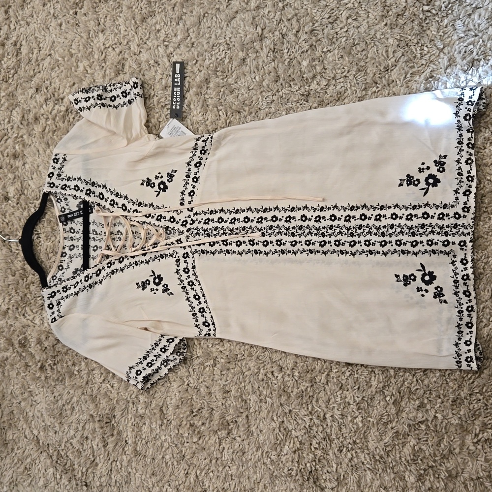 Design lab cs dress/cover up cream black nwt